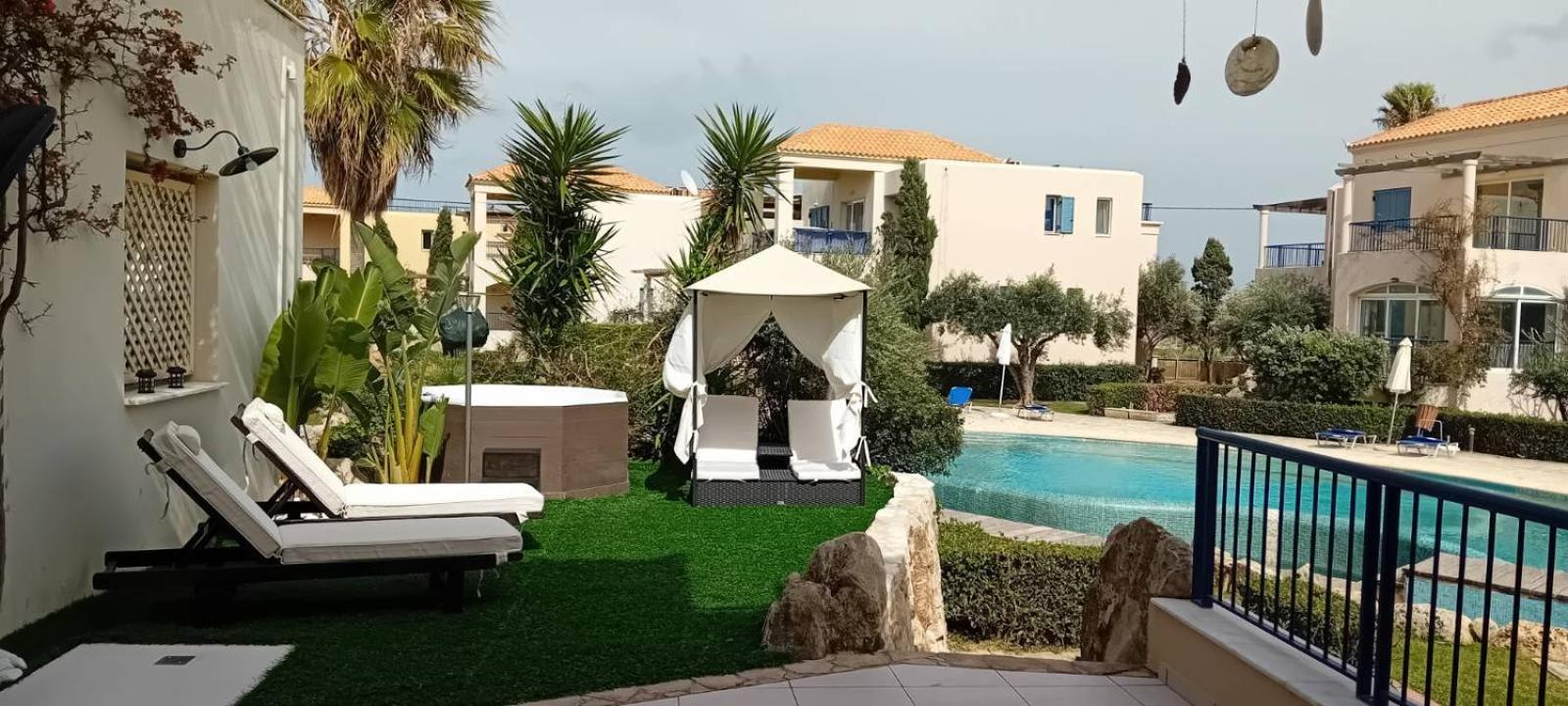 Villa Rodo Pirgos Psilonerou Номер фото